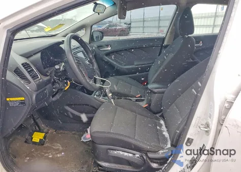 2017 Kia Forte Lx z USA, uszkodzony, nr VIN 3KPFL4A72HE048154